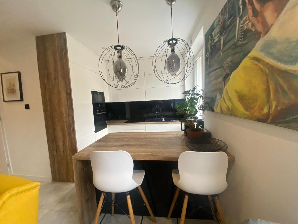 Apartament Centrum- Art&Design โคนิน ภายนอก รูปภาพ