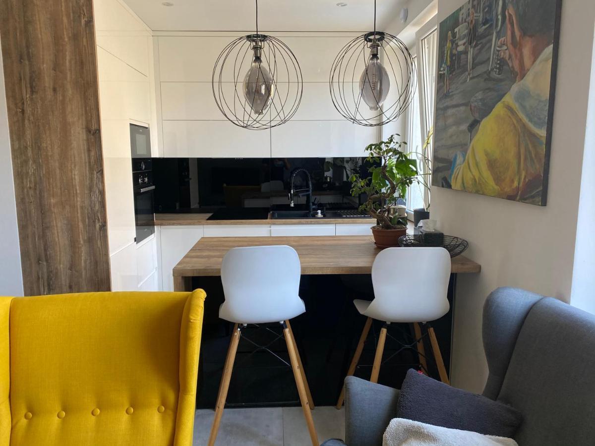 Apartament Centrum- Art&Design โคนิน ภายนอก รูปภาพ